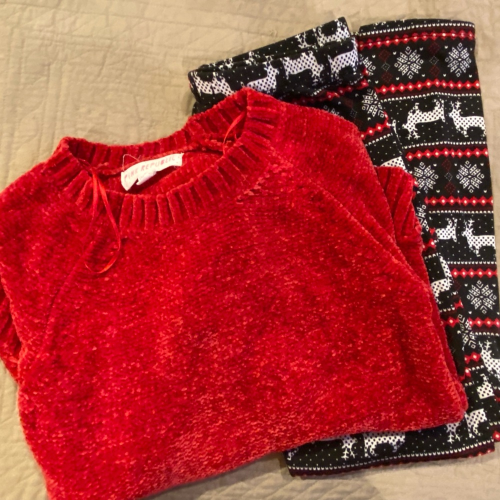Girls Just One Girl Holiday Leggings and Pink Republic Holiday Sweater
